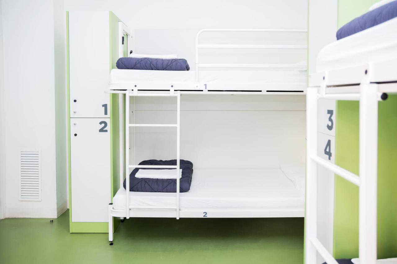 Bed 6-Bed Female Dormitory Room,735822841:JPEG