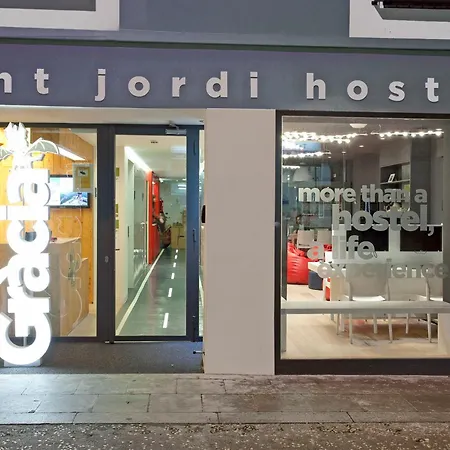 Sant Jordi Hostels Gracia-3